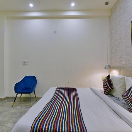 Hotel Fortune Inn By F9 Hotels Noida Buitenkant foto