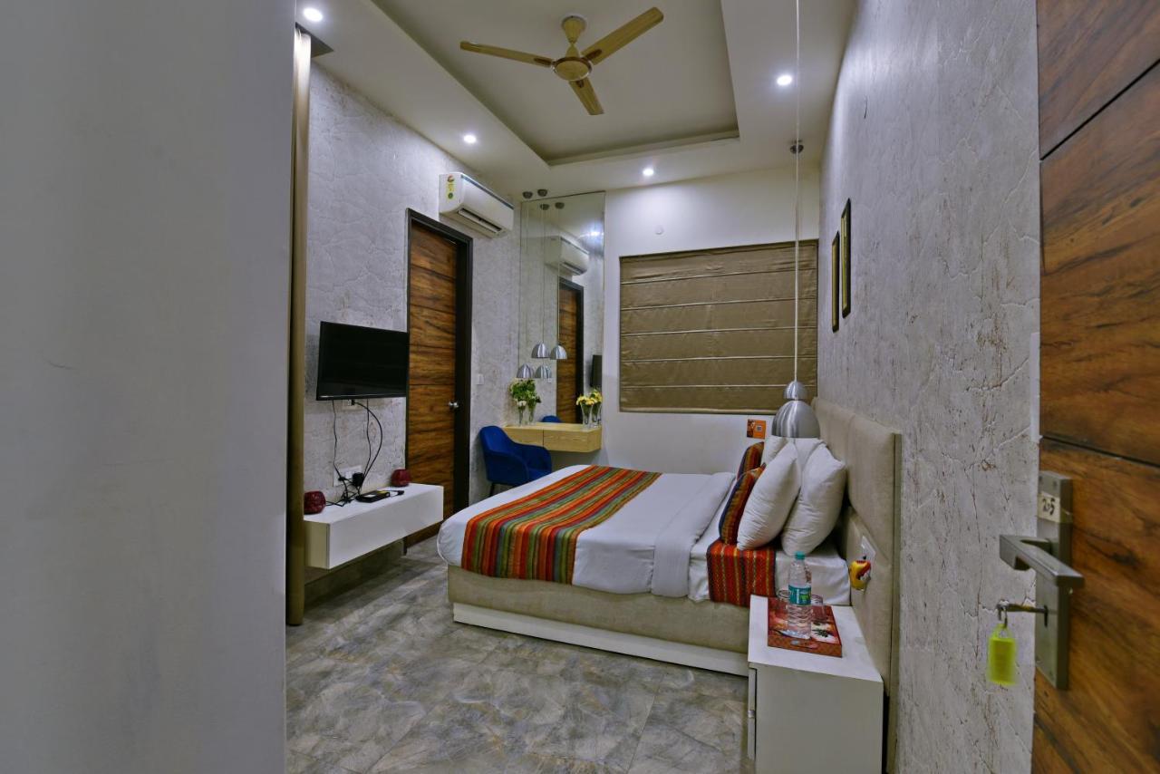Hotel Fortune Inn By F9 Hotels Noida Buitenkant foto