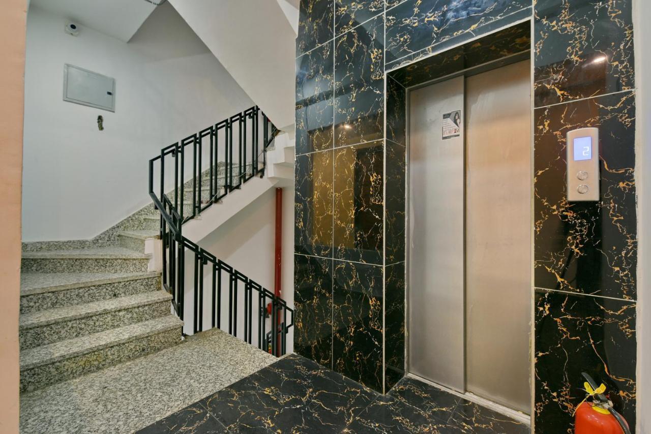 Hotel Fortune Inn By F9 Hotels Noida Buitenkant foto